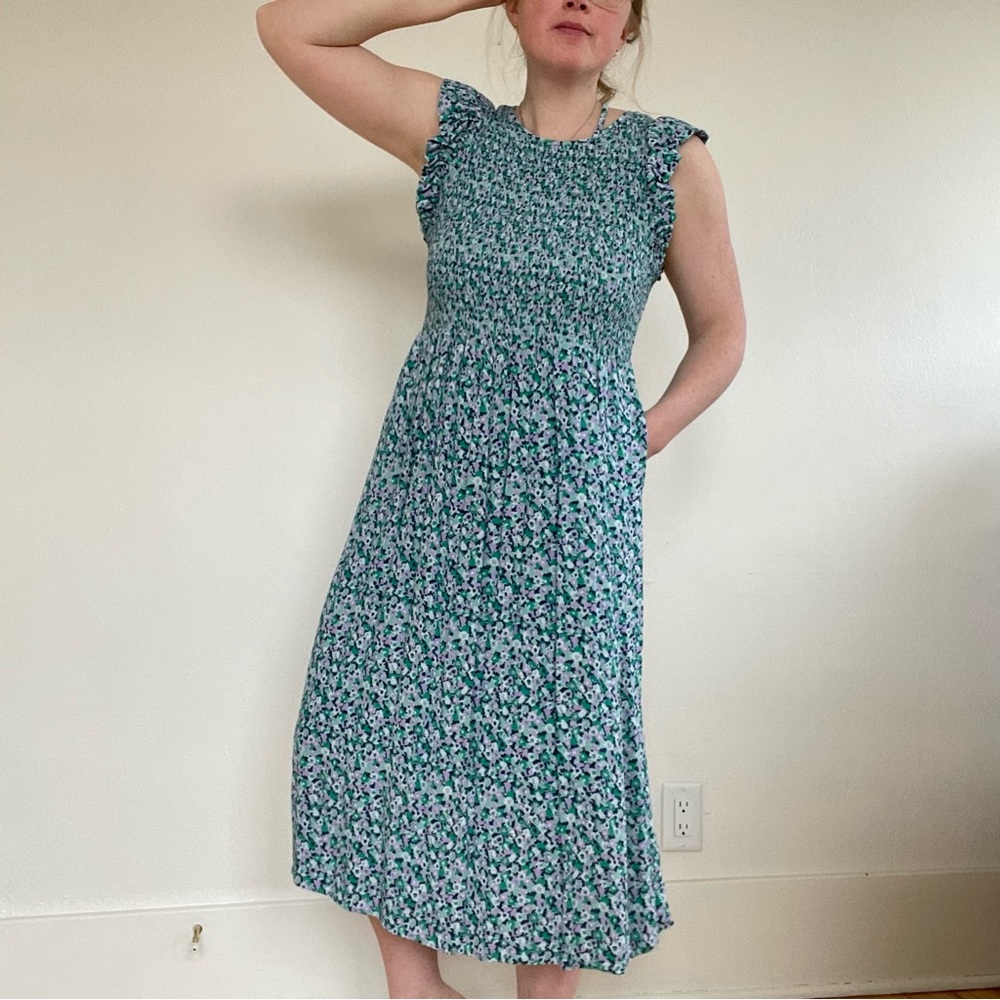 🌼A NEW DAY Floral smocked Maxi dress